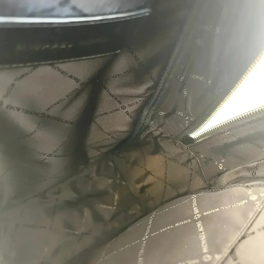 Michael Kors MK Cooper Logo Sling Pack ADMRL/PLBLUE - Picture 9 of 10